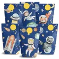Produktbild: Papierdrachen 12 bedruckte Geschenktüten zum Geburtstag - Thema Weltall - Mitgebsel zum Befüllen und Verschenken - kleines Dankeschön an deine Gäste