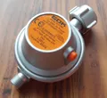 Produktbild: Gas Sicherheitsregler Wohnmobil Regler 50mbar 1,5 kg/h Gasregler 2026 310f707-1