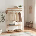 Produktbild: [en.casa] Garderobenständer Herøy Kleiderständer aus Bambus Flurgarderobe mit zwei Ablagen und Haken Kleiderregal mit Kleiderstange Offener Kleiderschrank 165x100x35cm Natur