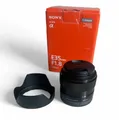 Produktbild: Sony E 35mm F1.8 OSS SEL35F18 Festbrennweite Objektiv fuer APS C E Mount Top
