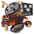 Produktbild: GUSSKÖNIG Dutch Oven Set - Eingebrannter Dutch Oven 9 Liter [6-10 Person]-Feuertopf Gusseisen mit Füßen-Schmortopf Doppelfunktion-2in1 Deckelheber, Bürste & DutchOven Rezeptbuch-30 Jahre Garantie