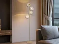 Produktbild: LED Stehlampe mehrflammig, Gold-Glaskugeln Berstein für Wohnzimmer Ecke, 160cm