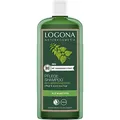 Produktbild: LOGONA Naturkosmetik Pflegendes Shampoo für natürlich gesundes Haar, Geeignet für alle Haartypen, Haarshampoo mit veganer Formel aus Bio Brennnessel, 1 x 500 ml