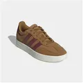 Produktbild: adidas Sportswear BARREDA Sneaker inspiriert vom Design des adidas Handball Spezial braun 45 1/3 EU