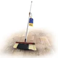 Produktbild: Novaliv Zimmerbesen mit Stiel ROSSHAAR Mischung Besen weiche Borsten Schrankbesen mit Teleskopstiel Gemischter Rosshaarbesen Besen für Laminat und Parkett Rosshaarbesen Naturborsten Stubenbesen