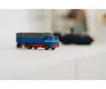 Produktbild: Carson 500504157, MB 1620 Plane m.Anhäng.100%RTR blau, Neu & OVP, H0
