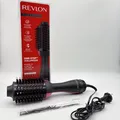Produktbild: Revlon Salon One-Step Haartrockner und Volumiser mit Kamm 1100W