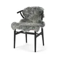 Produktbild: Nordic Sheep Lammfell Langhaarig 90x60 cm | Lammfell Echt für das Sofa, den Stuhl oder rund um den Esstisch | Jedes Lammfell Teppich ist EIN Unikat und von der Natur geschaffen | Farbe: Hellgrau