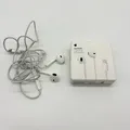 Produktbild: Apple EarPods Headset MWTY3ZM/A mit Lightning Connector | Kopfhörer - Defekt