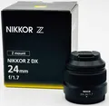Produktbild: Nikon NIKKOR Z DX 24mm f/1,7 Hybrid Objektiv Z-Mount DX-Format APS-C