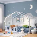 Produktbild: Bellabino Bia Kinderbett 80x160 cm – Hausbett mit Rausfallschutz & Lattenrost – Montessori Bodenbett aus Massivholz Kiefer – Kinder Bett in Weiß für Jungen und Mädchen