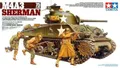 Produktbild: M4A3 SHERMAN WITH INFANTRY TEAM (US ARMY MKGS) #35250 1/35 TAMIYA