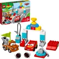 Produktbild: LEGO 10924 DUPLO Cars Lightning McQueens großes Rennen, Disney Pixar Cars Spielzeugautos, Spielzeug ab 2 Jahre, Motorikspielzeug