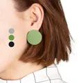 Produktbild: Große Statement Ohrringe rund • Flache Ohrstecker grün • Geometrischer Modeschmuck • nachhaltig & handgemacht • Ø 30mm