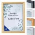 Produktbild: levandeo Bilderrahmen Echtholz Made in EU 13x18 Gold mit Glasscheibe Portrait Fotorahmen Holz Kiefernholz Picture Frame